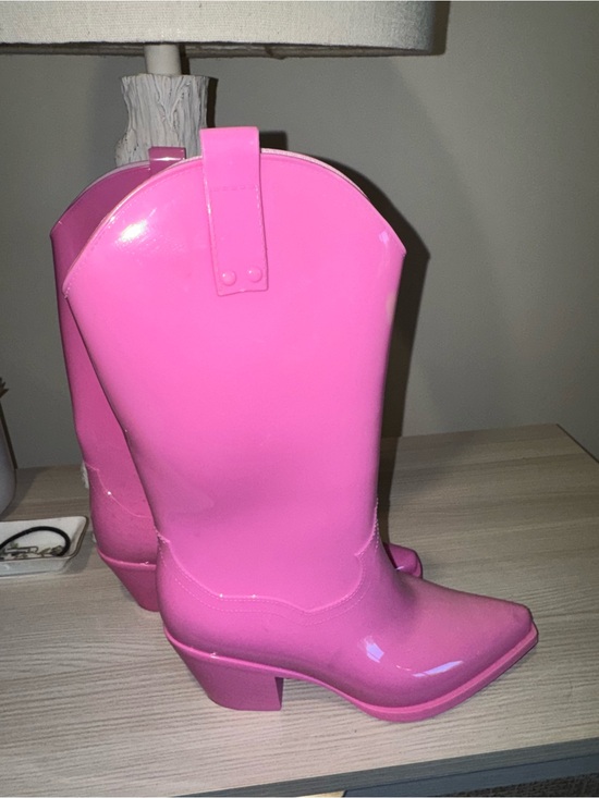 Beach By Matisse Shoes - Bright Pink Women's Western Cowboy Boots Rainboots size 8